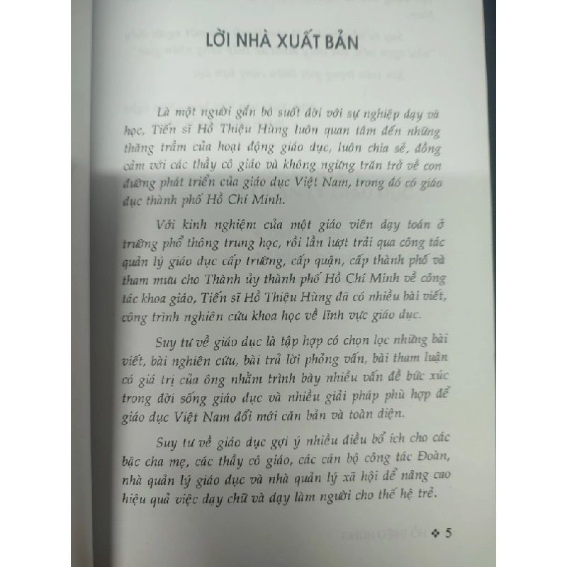 Suy tư về giáo dục - Hồ Thiệu Hùng 2011 mới 80% bẩn ố nhẹ HCM0305 giáo dục 140194