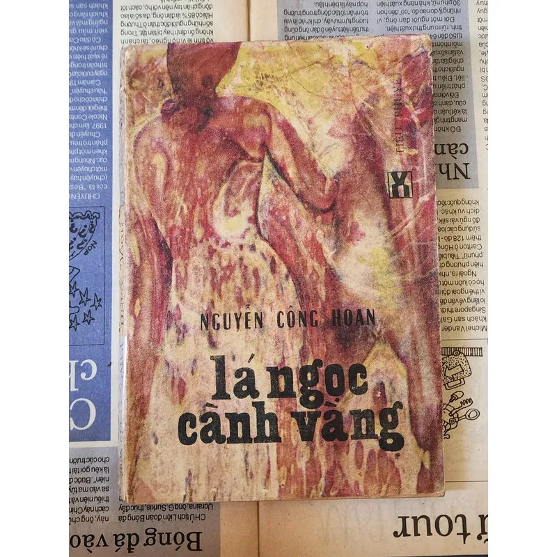 LÁ NGỌC CÀNH VÀNG, tiểu thuyết của Nguyễn Công Hoan 703971