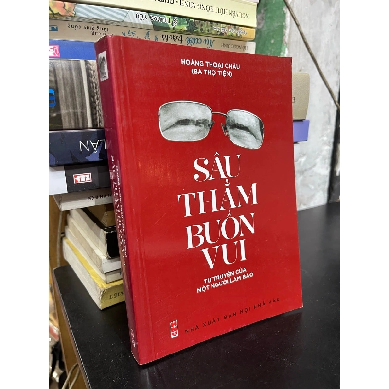 Sâu thẩm buồn vui - Hoàng Thoại Châu 731203