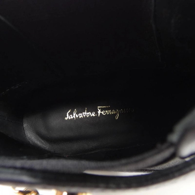 【Khuyến mãi】Giày boot Salvatore Ferragamo 664430