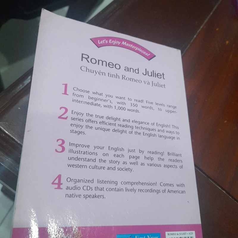 Romeo and Juliet (chuyện tình Romeo và Juliet bản tiếng Anh rút gọn) 326694