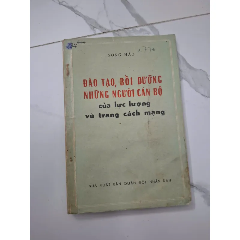 Đào tạo, bồi dưỡng những người cán bộ của lực lượng vũ trang cách mạng 1020659