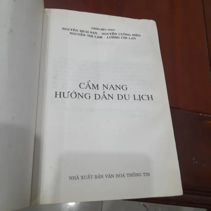Cẩm nang HƯỚNG DẪN DU LỊCH 1022775
