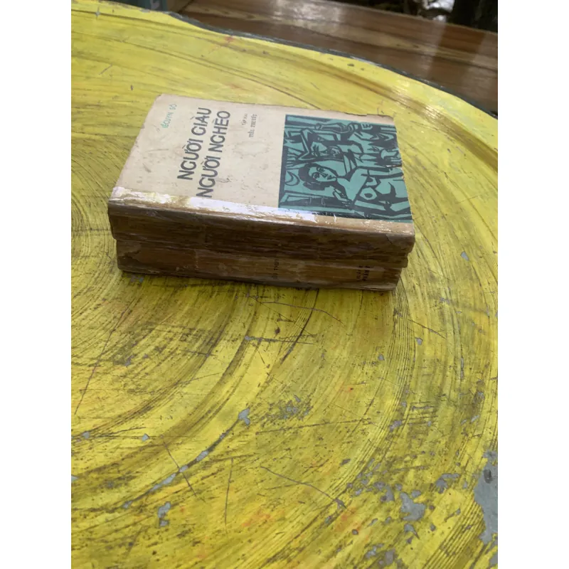 NGƯỜI GIÀU NGƯỜI NGHÈO HAI TẬP BẢN BAO CẤP 746405