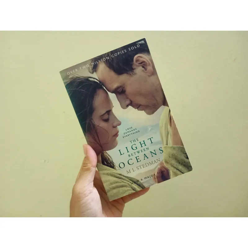 The light between oceans, sách ngoại văn tiếng Anh, english book, tiểu thuyết  705984