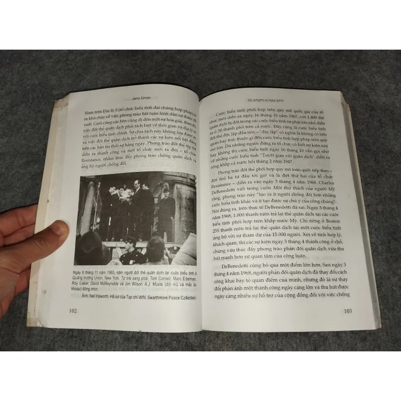 TỘI PHẠM VÌ HOÀ BÌNH 701121