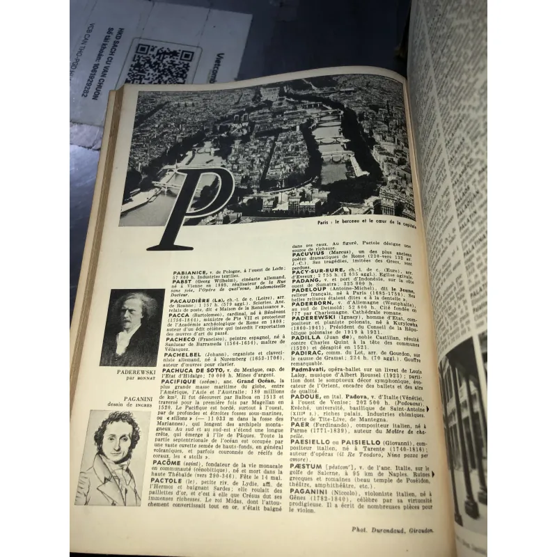 Petit larousse  799910