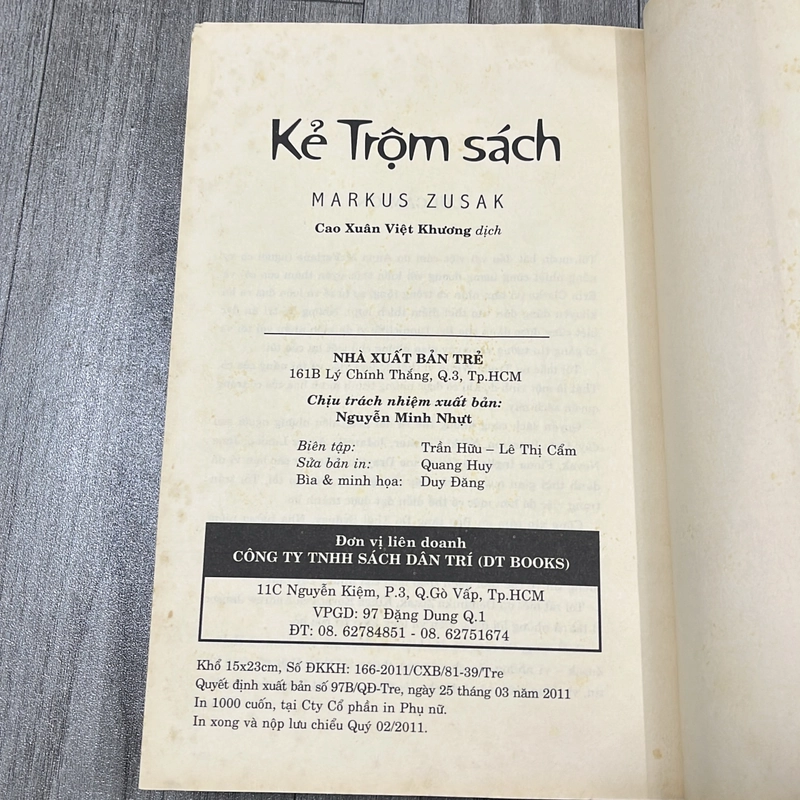 Kẻ trộm sách. 9b3 544966