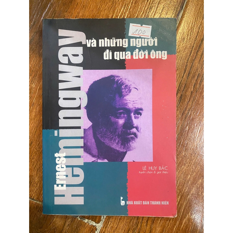 Ernest Hemingway và những người đi qua đời ông (K2) 312096