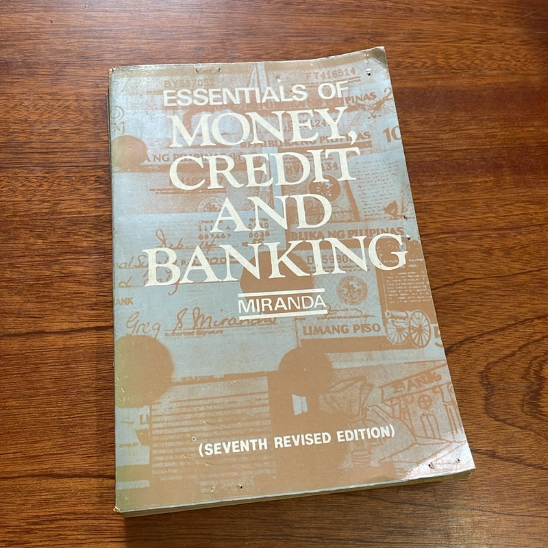 II Economic Books: Essentials Of Money, Credit And Banking - MIRANDA - 1989 503419