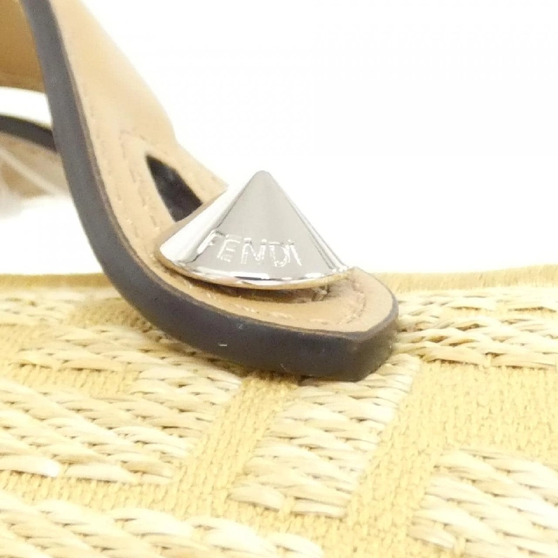 【Sản phẩm mới】Fendi BY THE WAY SOFT MINI 8BS098 AV23 Túi 617412