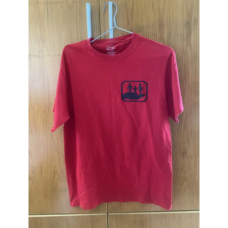 Áo thun đỏ size S 591081