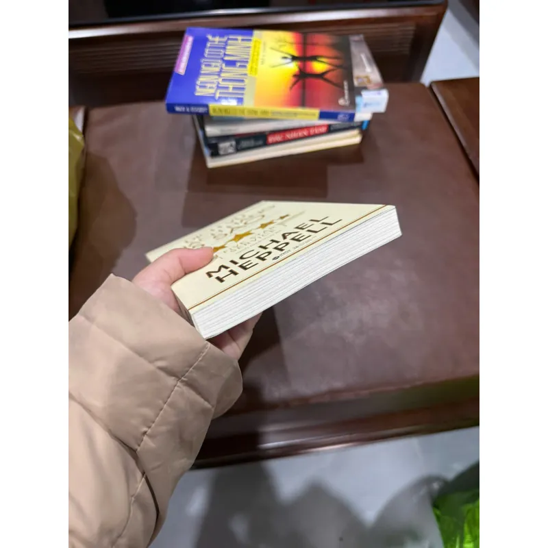DỊCH VỤ KHÁCH HÀNG 5 SAO – MICHAEL HEPPELL- K5 1032932