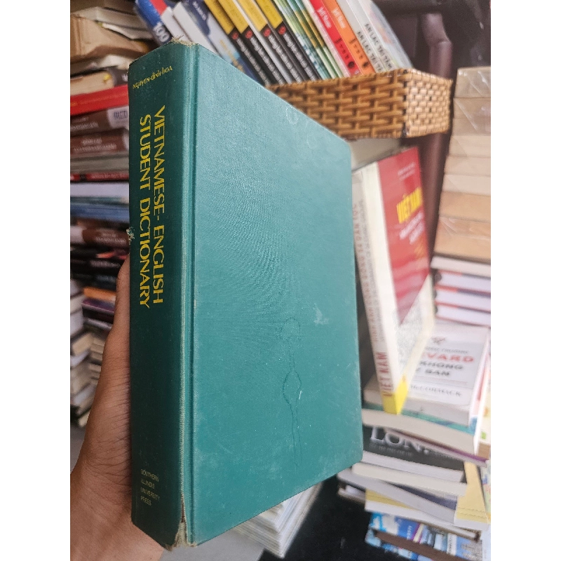 Vietnamese English student dictionary, by Nguyễn Ðình Hòa 495930