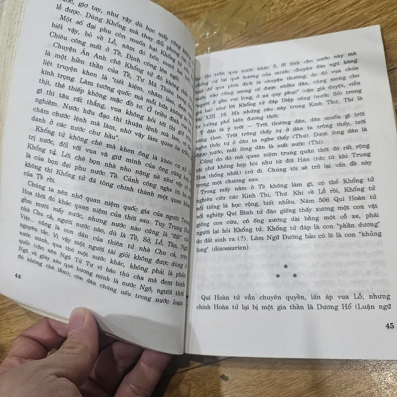 Khổng tử (rách nhẹ ở bìa)
40k 780190