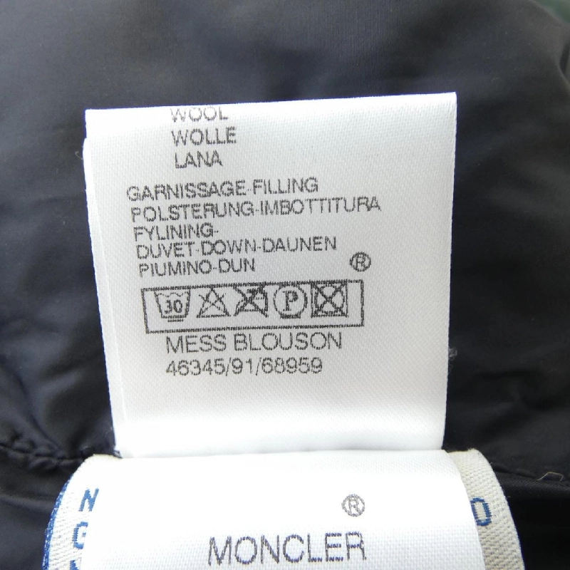 Áo khoác lông vũ MONCLER 639082