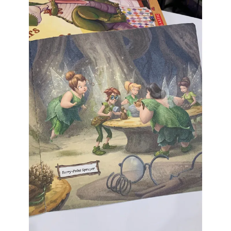 Tinker Bell: A Guide to Pixie Hollow – Disney 559681