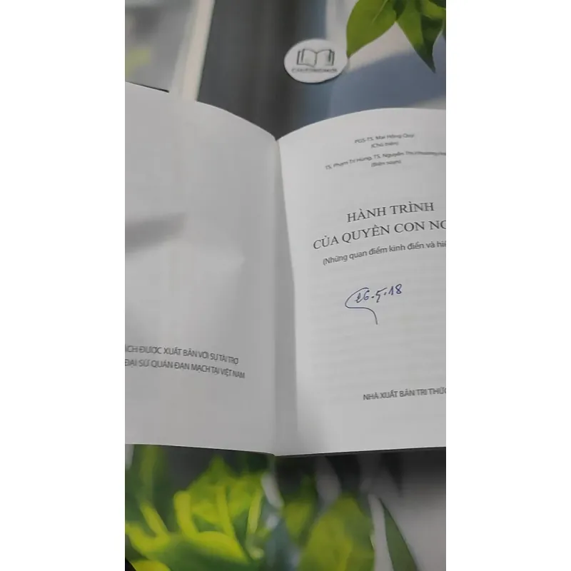 Hành Trình Của Quyền Con Người: Những Quan Điểm Kinh Điểm Và Hiện Đại - PGS. TS. Mai Hồng 727349