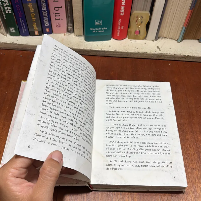 [Sách Có Mốc] - II Sức Khoẻ: Ăn Uống Phòng Chống Ung Thư Vú - Vi Kim Dục - 2004 796281