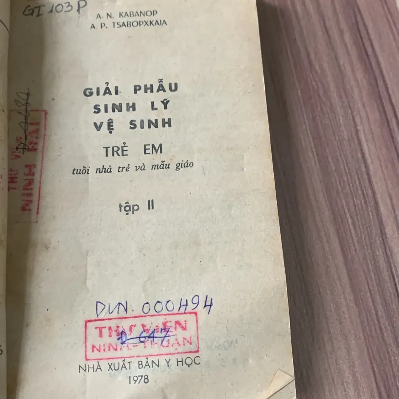 Giải phẫu sinh lý vệ sinh trẻ em tuổi nhà trẻ và mẫu giáo 608351