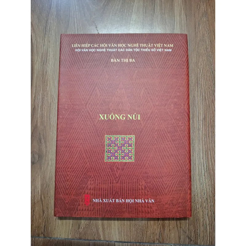 XUỐNG NÚI - Bàn Thị Ba - Thơ/Truyện 761717