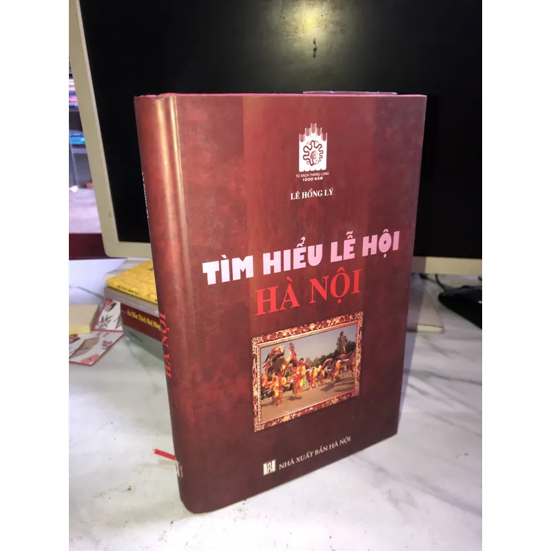 Tìm hiểu lễ hội Hà Nội  688046