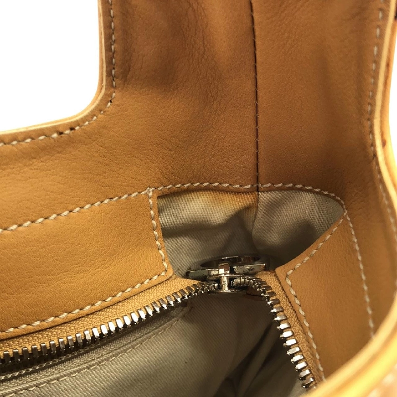 Túi đeo vai Salvatore Ferragamo 21 4303 - Hàng hiệu Authentic 802387