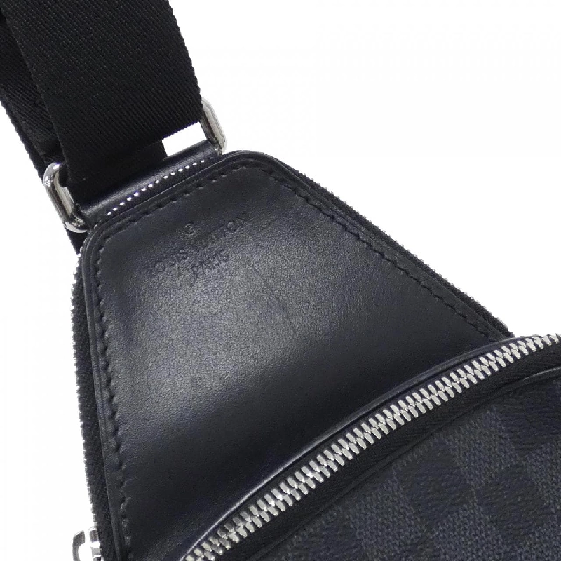 Túi đeo chéo Louis Vuitton Damier Graphite Avenue Sling Bag N45302 - Hàng hiệu Chính hãng 802519
