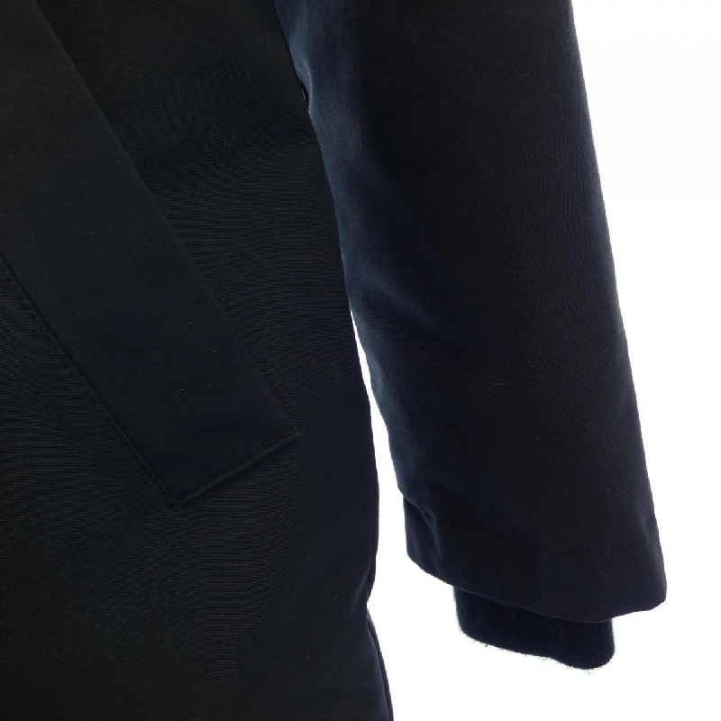 【Khuyến mãi】Áo khoác lông Canada Goose 644106