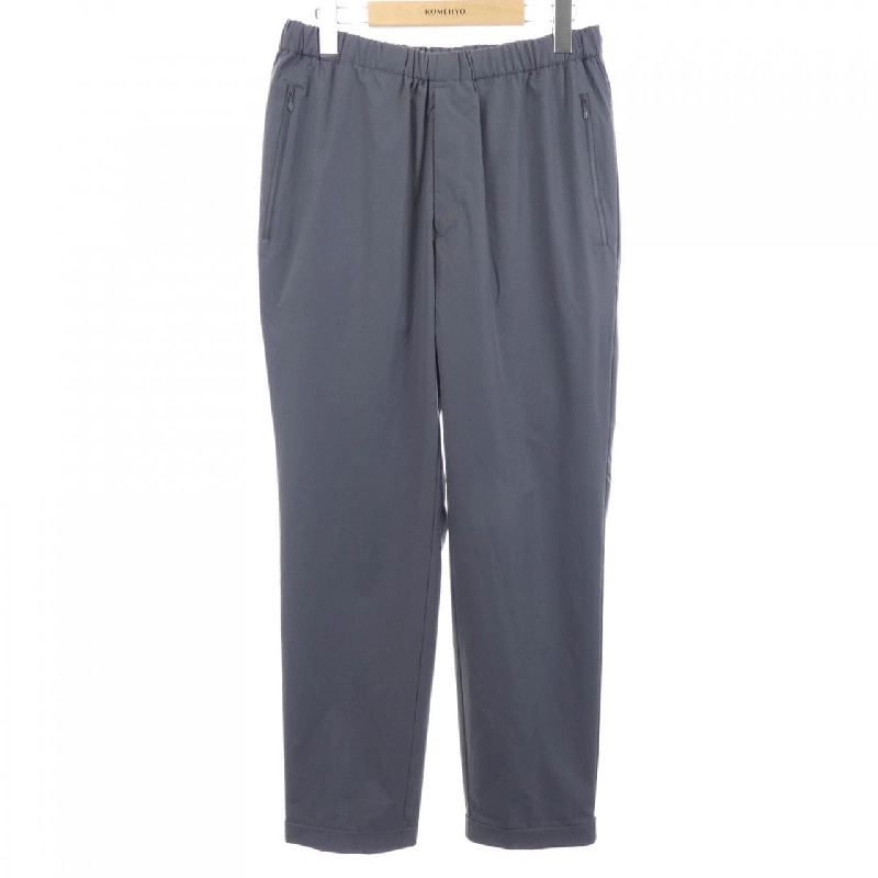 Quần DESCENTE - Hàng hiệu Authentic 886155