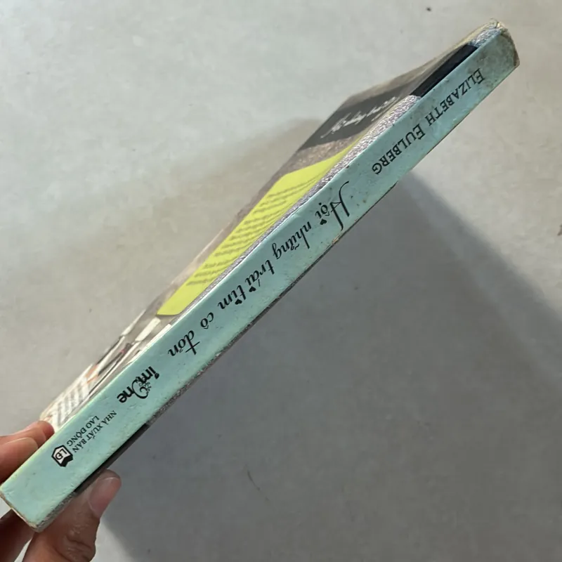 Hội những trái tim cô đơn - Elizabeth Eulberg 800653