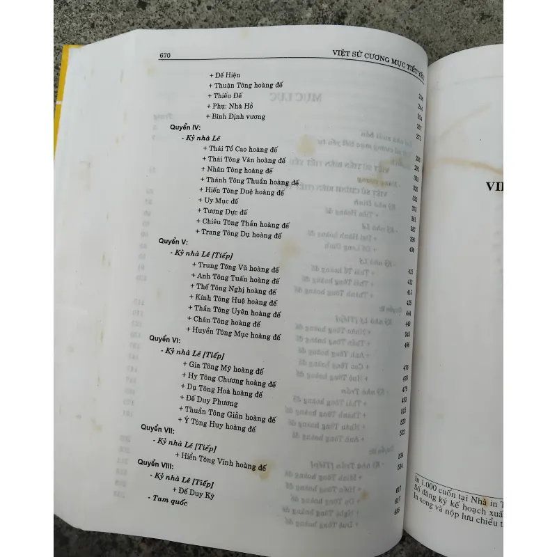 Việt sử cương mục tiết yếu của Đặng Xuân Bảng  1026057