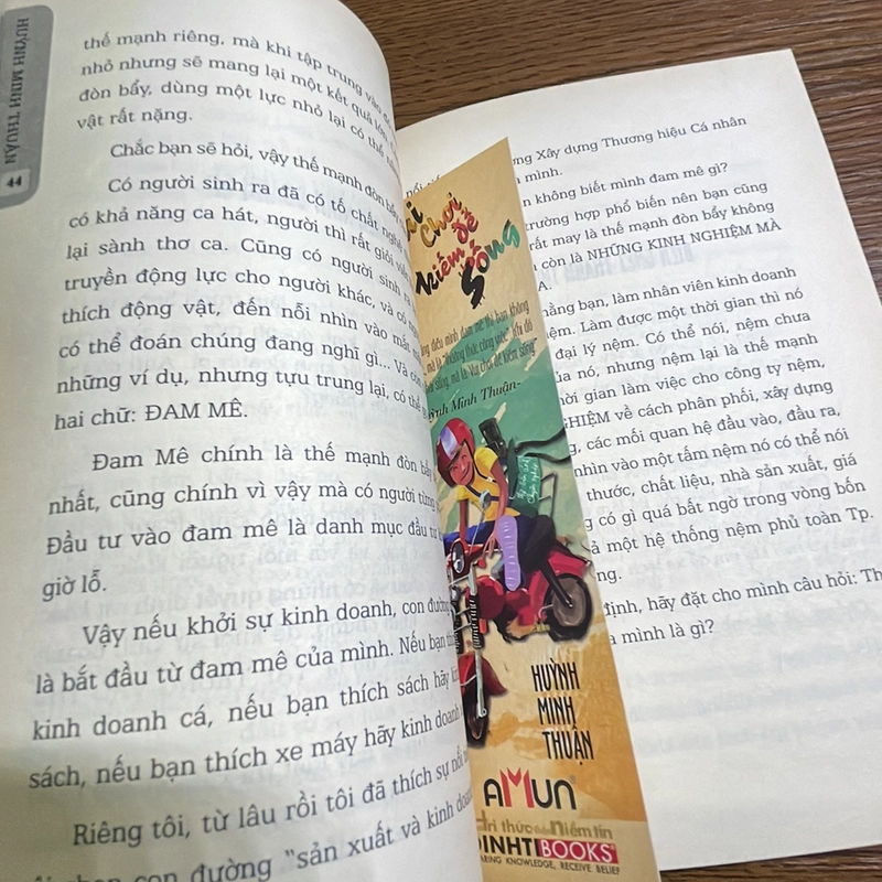 Vui chơi để kiếm sống Huỳnh Minh Thuận 378267