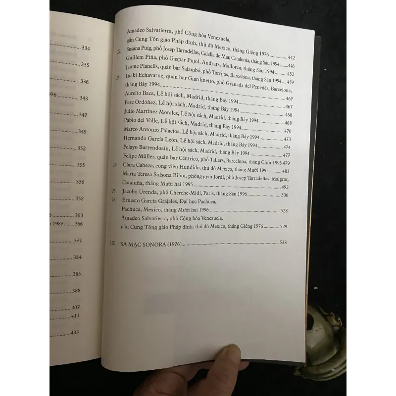 Thám tử hoang dã-Roberto Bolaño.   1030599