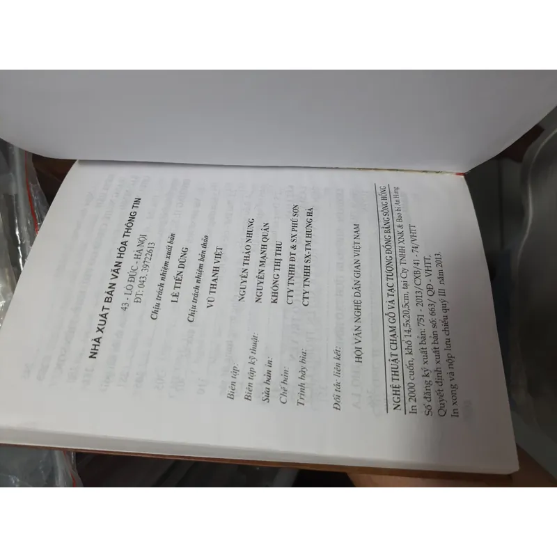 Nghề chạm khắc gỗ và tạc tượng đồng bằng sông hồng 707110