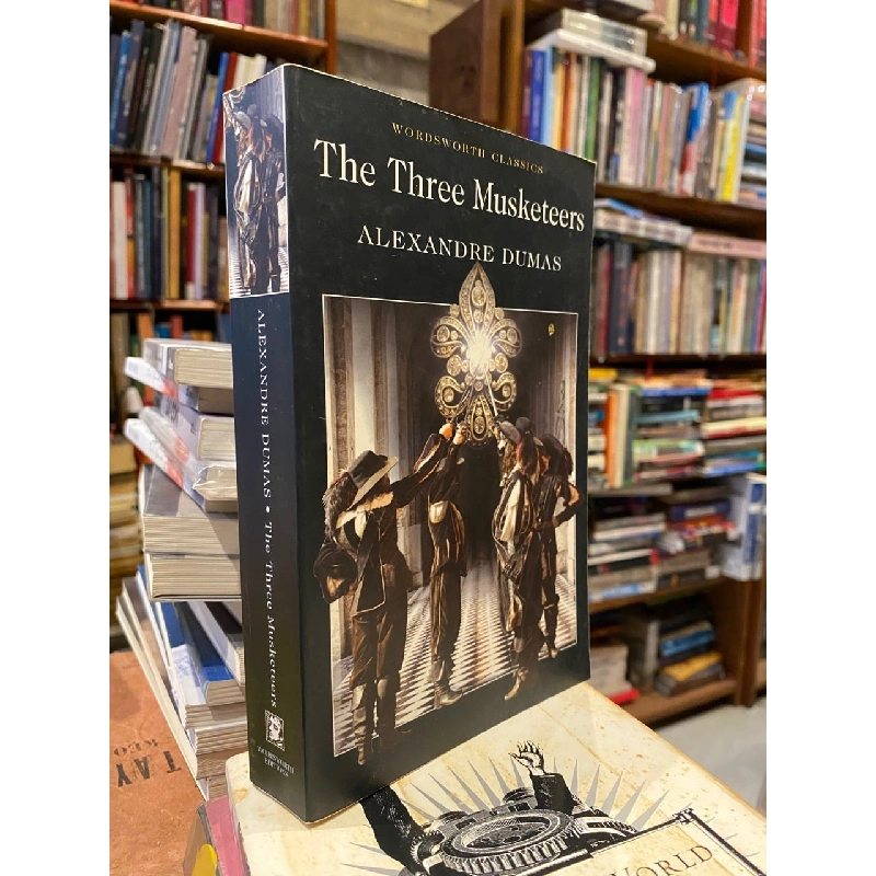 THE THREE MUSKETEERS - Alexandre Dumas 275505