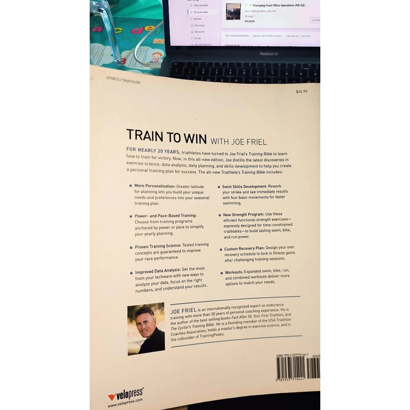 Sách học bơi chuyên sâu (tiếng Anh): THE TRIATHLETE'S TRAINING BIBLE (Khổ lớn, dày nặng) 476880