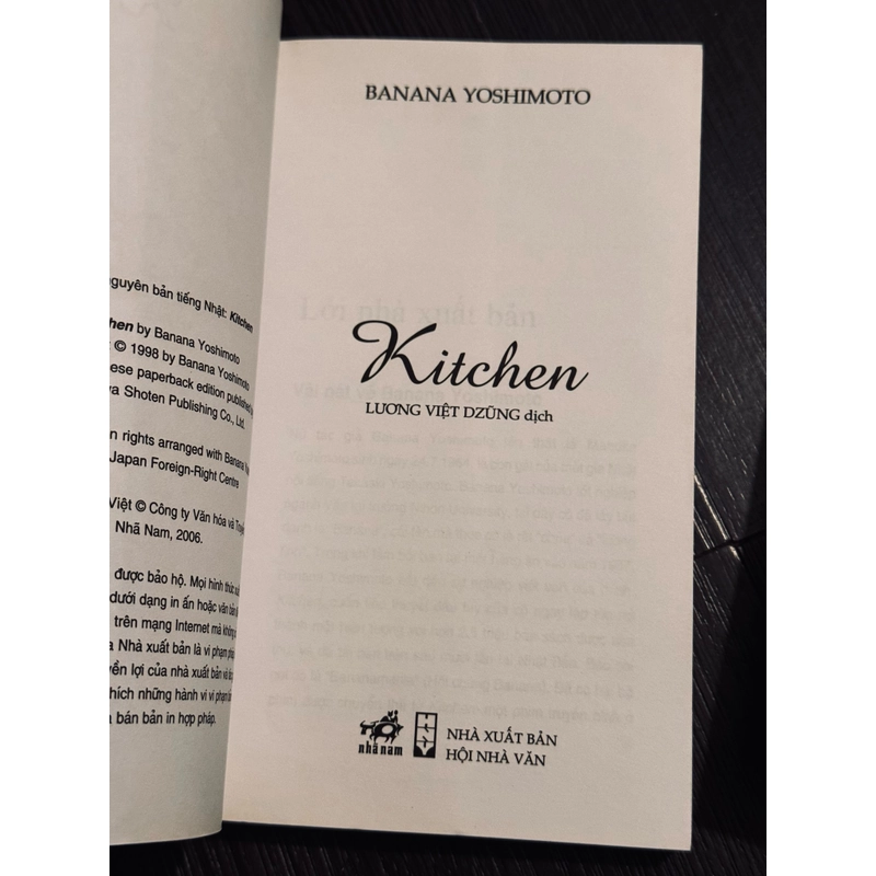Trọn bộ 8 tác phẩm của Banana Yoshimoto 524775