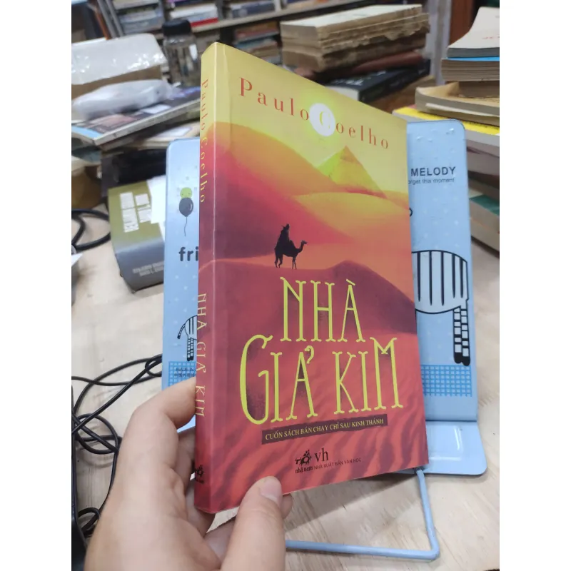 Sách: Nhà giả kim - TGL Paulo Coelho (B1) 790067