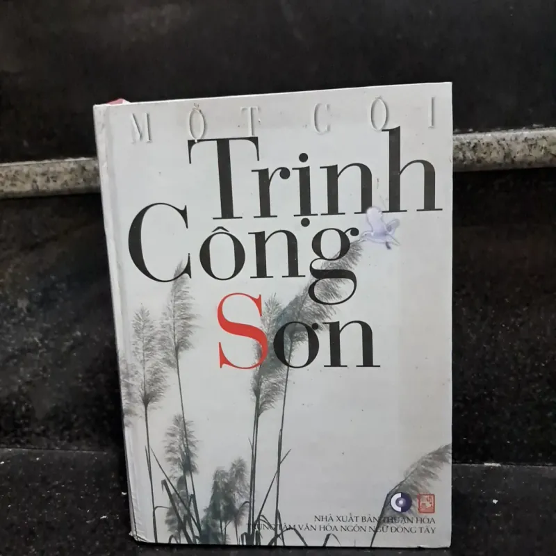 Một cõi Trịnh Công Sơ  1029837