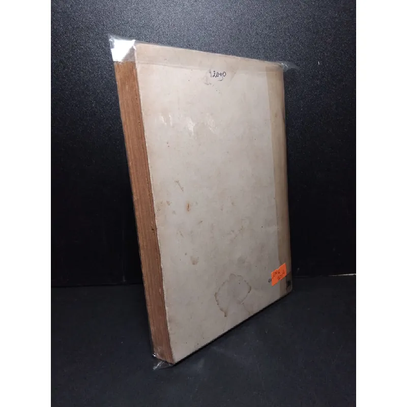 Tuổi trẻ Hoàng Văn Thụ mới 70% bẩn bìa, ố vàng, tróc bìa, có vệt nước 1976 Tô Hoài HCM2603 VĂN HỌC 414545