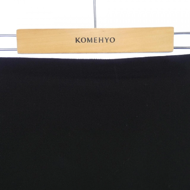 【Khuyến mãi】Chân váy MIU MIU 652371