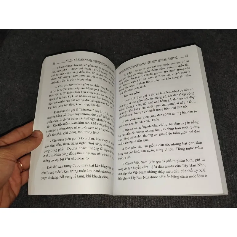 NHẠC LỄ DÂN GIAN NGƯỜI VIỆT Ở NAM BỘ 992512