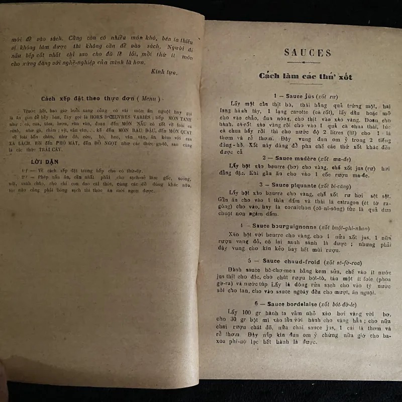 Sách dạy làm bếp - năm xuất bản 1949 1010576