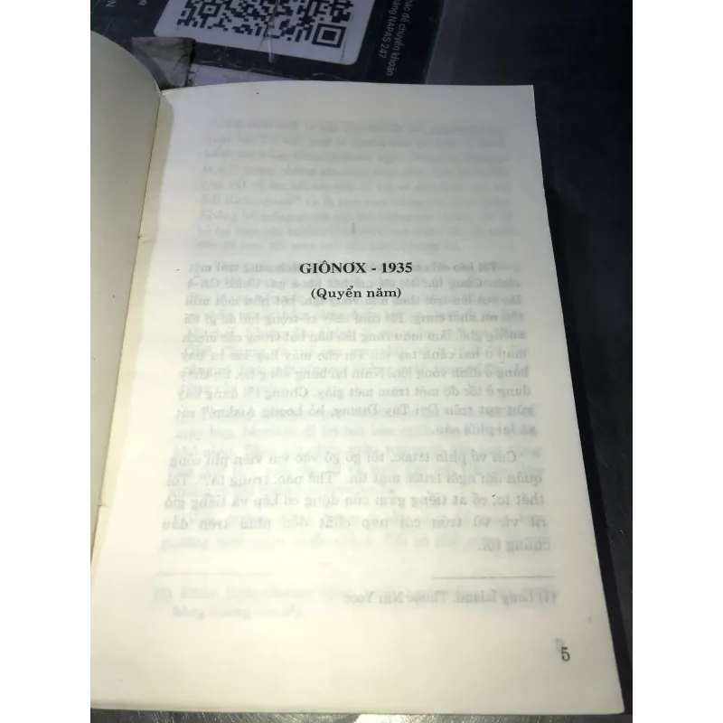 Người lữ hành kỳ dỵ - Harold Robbins  991880