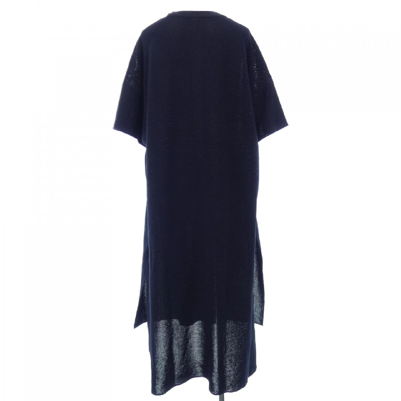 Đầm CFCL - Hàng hiệu Authentic 651680