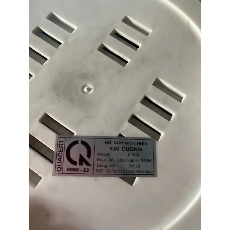 Nồi cơm điện 0,6L 738435