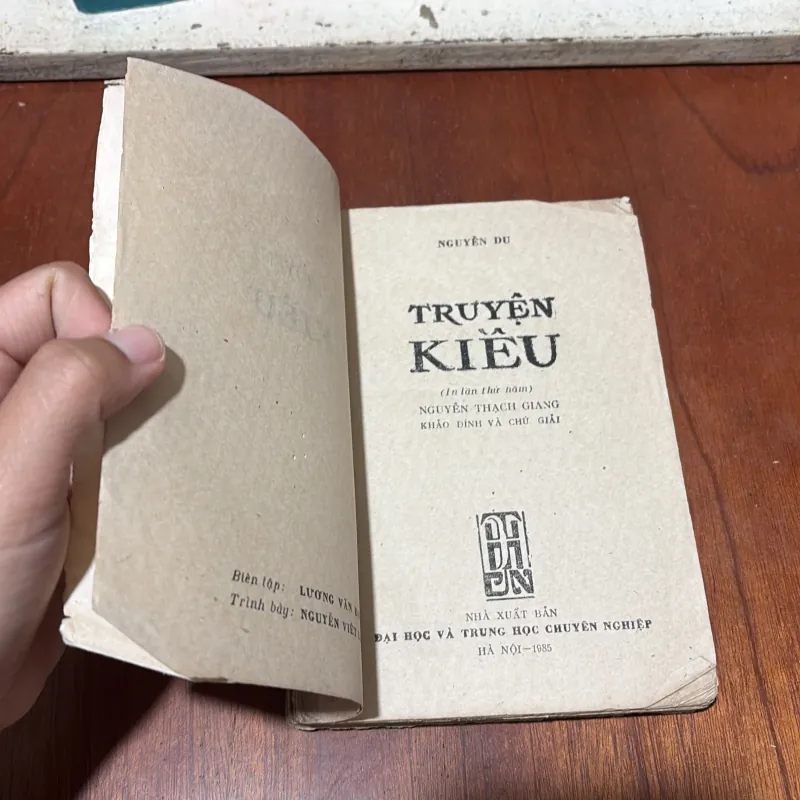II Văn Học: Truyện Kiều - Nguyễn Du - Nguyễn Thạch Giang (Khảo Đính, Chú Giải) - 1985 751397