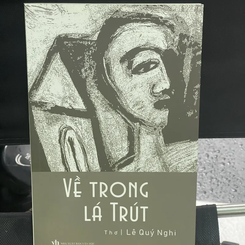 Về trong lá trút 569838