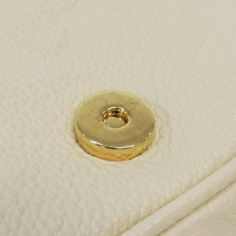 Túi đeo vai Louis Vuitton Monogram Empreinte Diane M46388 - Hàng hiệu Chính hãng 801373